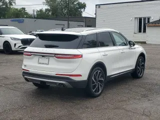Lincoln Corsair 2023 AWD Reserve 4dr SUV