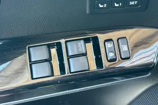 Toyota RAV4 Hybrid 2018 AWD Limited 4dr SUV