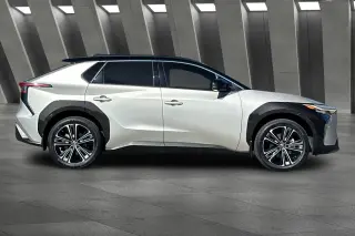 Toyota bZ4X 2023 AWD Limited 4dr Crossover