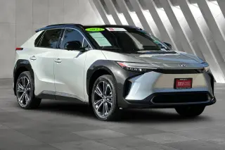 Toyota bZ4X 2023 AWD Limited 4dr Crossover