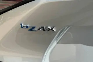 Toyota bZ4X 2023 AWD Limited 4dr Crossover