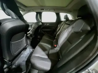 Volvo XC60 2021 AWD T5 Momentum 4p SUV