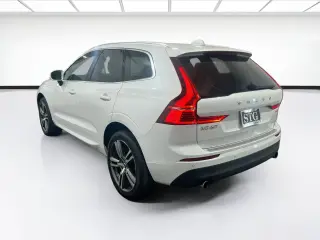 Volvo XC60 2021 AWD T5 Momentum 4p SUV