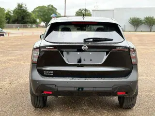 Nissan Kicks 2025 SV 4dr Crossover