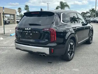 Kia Telluride 2023 AWD S 4p SUV