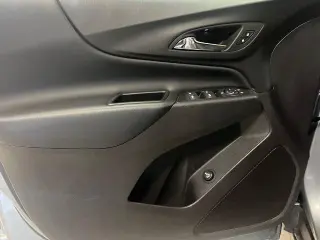 Chevrolet Equinox 2024 4x4 LT 4p SUV con 1LT
