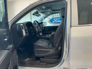 GMC Sierra 1500 2018 4x4 SLT 4dr Crew Cab 5.8 ft. SB