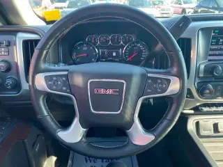 GMC Sierra 1500 2018 4x4 SLT 4dr Crew Cab 5.8 ft. SB
