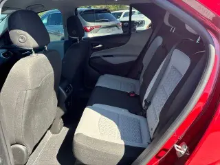 Chevrolet Equinox 2023 LT 4dr SUV con 1LT