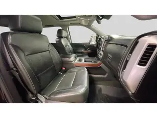 GMC Sierra 1500 2017 4x4 SLT 4dr Cabina de Tripulación Completa 5.8 ft. CB