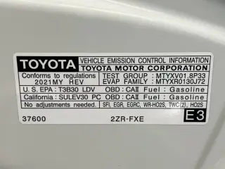 Toyota Corolla Hybrid 2021 LE 4p Sedan
