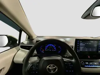 Toyota Corolla Hybrid 2021 LE 4p Sedan