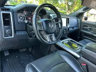 Ram 2500 2016 4x4 Laramie Limited 4dr Crew Cab 6,3 ft. SB Pickup