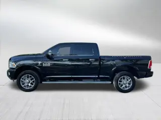 Ram 2500 2016 4x4 Laramie Limited 4dr Crew Cab 6,3 ft. SB Pickup