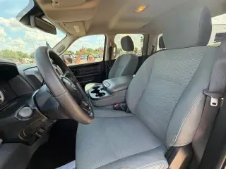 Ram 2500 2016 4x4 Tradesman 4p Camioneta Cabina Completa de 6.3 pies de caja estanca