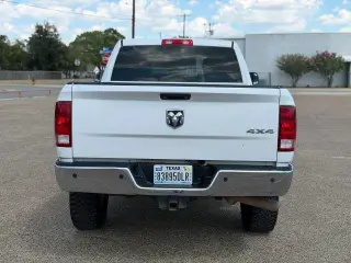 Ram 2500 2016 4x4 Tradesman 4p Camioneta Cabina Completa de 6.3 pies de caja estanca