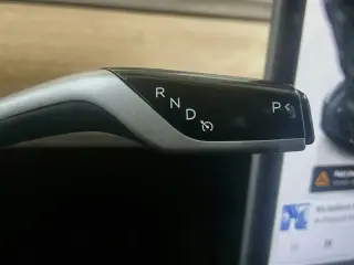 Tesla Model Y 2024 Long Range 4p Crossover