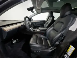 Tesla Model Y 2024 Long Range 4p Crossover