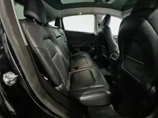 Tesla Model Y 2024 Long Range 4p Crossover