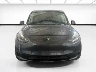 Tesla Model Y 2024 Long Range 4p Crossover