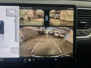 Tesla Model Y 2024 Long Range 4p Crossover
