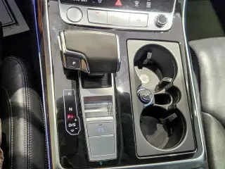 Audi Q8 2020 AWD quattro Prestige 55 TFSI 4p SUV