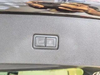 Audi Q8 2020 AWD quattro Prestige 55 TFSI 4p SUV