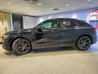 Audi Q8 2020 AWD quattro Prestige 55 TFSI 4p SUV