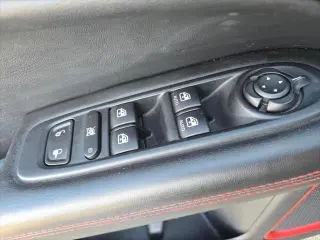 Jeep Compass 2017 4x4 Trailhawk 4dr SUV (lanzamiento a mitad de año)