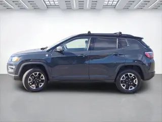 Jeep Compass 2017 4x4 Trailhawk 4dr SUV (lanzamiento a mitad de año)