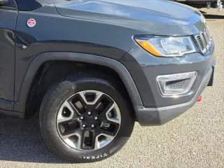Jeep Compass 2017 4x4 Trailhawk 4dr SUV (lanzamiento a mitad de año)