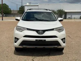 Toyota RAV4 2018 Limited SUV 4 puertas