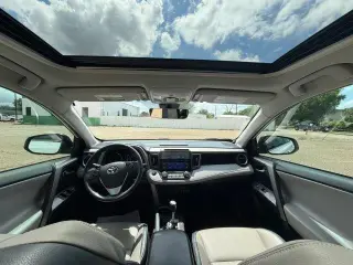 Toyota RAV4 2018 Limited SUV 4 puertas