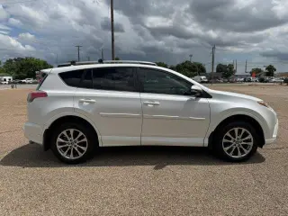 Toyota RAV4 2018 Limited SUV 4 puertas