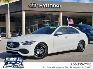 Mercedes-Benz Clase C 2022 C 300 4dr Sedán