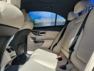 Mercedes-Benz Clase C 2022 C 300 4dr Sedán