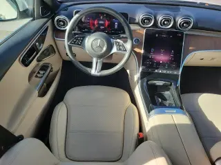 Mercedes-Benz Clase C 2022 C 300 4dr Sedán