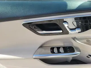 Mercedes-Benz Clase C 2022 C 300 4dr Sedán