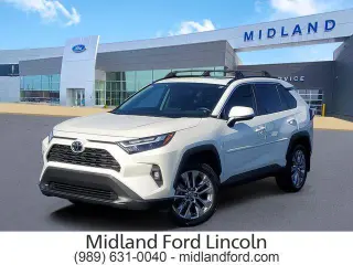 Toyota RAV4 2022 AWD XLE Premium 4dr SUV