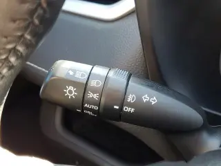 Toyota RAV4 2022 AWD XLE Premium 4dr SUV