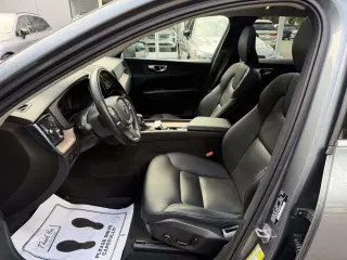 Volvo XC60 2021 AWD T5 Momentum 4p SUV