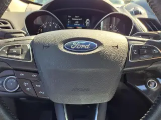 Ford Escape 2017 Titanium 4p SUV