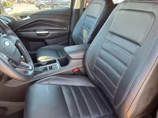 Ford Escape 2017 Titanium 4p SUV