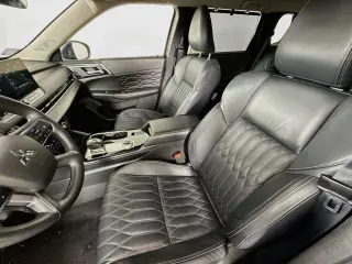 Mitsubishi Outlander 2025 SEL 4dr SUV