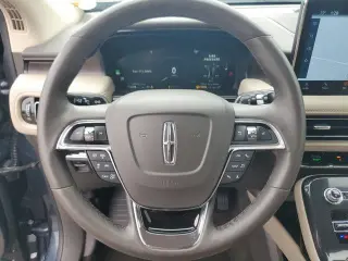 Lincoln Nautilus 2023 AWD Reserve 4dr SUV