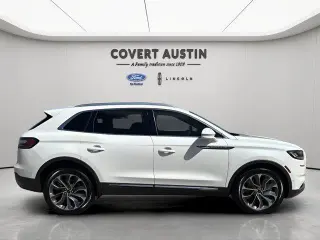 Lincoln Nautilus 2023 AWD Reserve 4dr SUV