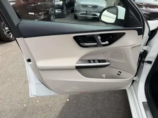 Clase C Mercedes-Benz 2023 AWD C 300 4MATIC 4dr Sedán