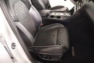 Genesis G70 2019 tracción en todas las ruedas 3.3T Avanzado 4dr Sedán