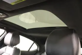 Genesis G70 2019 tracción en todas las ruedas 3.3T Avanzado 4dr Sedán