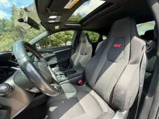 Honda Civic 2019 Si 4p Sedan con llantas de verano
